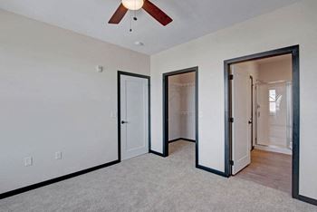 Walk-in closet