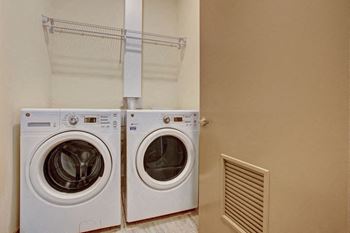Washer/dryer hookup