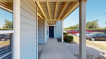 Private patio/balcony