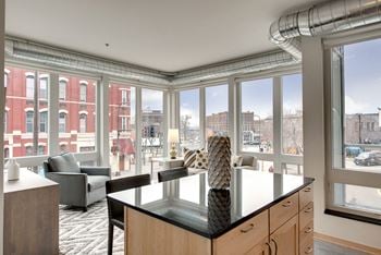 7West kitchen view