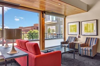 7West resident lounge area in clubhouse