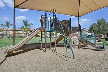 Arezzo apartments- outdoor recreational area 