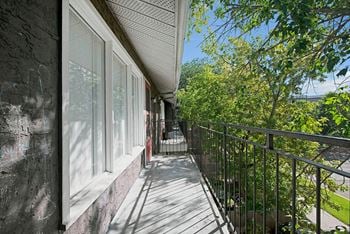 Patio/balcony