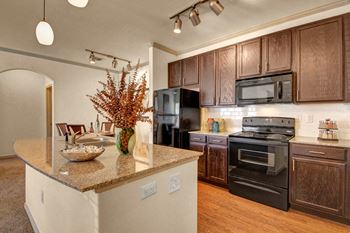 Kitchen island*