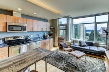 Breakfast bar*