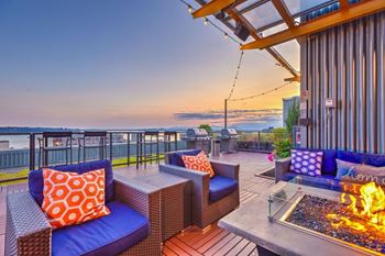 Gas firepit and grilling area