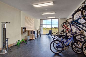 Residence at the cor bike station