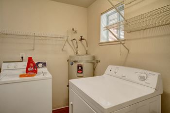 Washer/dryer in select homes*