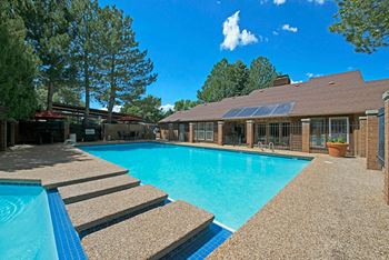 Windtree swimming pool & walkway