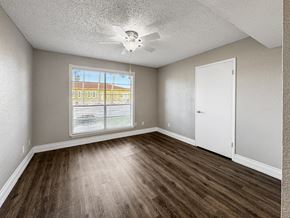 Brownsville apartment for rent - One Bedroom with vinyl flooring and ceiling fan – Borders Apartments Brownsville TX