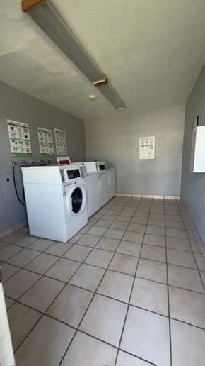 Redlands apartment for rent - A laundry room with a washer and dryer.