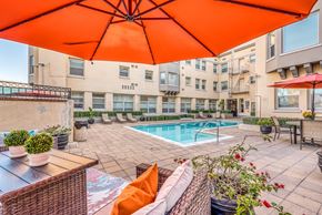Los Angeles apartment for rent - our apartments offer a swimming pool