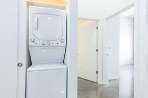 Chicago apartment for rent - Photo of an apartment at FLATS The Duncan