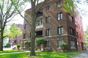Cleveland Heights apartment for rent - 2570 Overlook