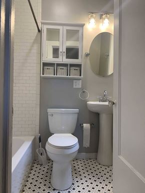 Cleveland Heights apartment for rent - a small bathroom with a toilet and a sink