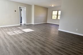 Cleveland Heights apartment for rent - Overlook Park Living Room