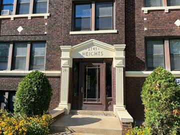 Cleveland Heights apartment for rent - the building in which the heights apartments are located