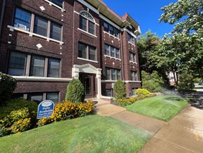 Cleveland Heights apartment for rent - Heights Apartments