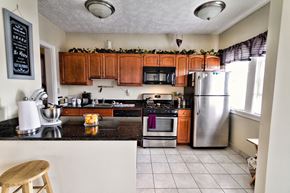 Cleveland apartment for rent - the kitchen has granite counter tops and stainless steel appliances