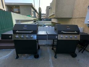 Sherman Oaks apartment for rent - Outdoor barbeques at Tilden 2 Apartments.