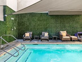 Studio City apartment for rent - Community jacuzzi with room for up to 15 people.