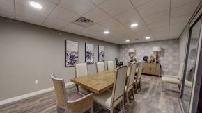 Rochester apartment for rent - Common Room Dining/Conference Table