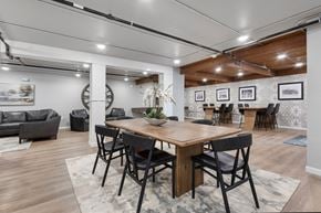Mitchell apartment for rent - Common Room with Tables and Chairs