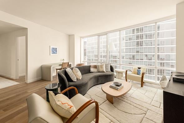 New Rochelle apartment for rent - Two Clinton Park Living Room
