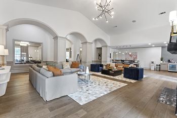 Clubhouse & coffee bar