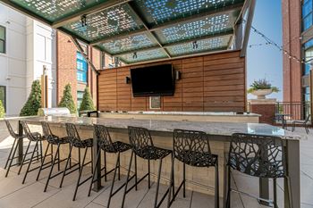 Outdoor kitchen/bbq/grill