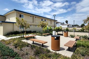 Bbq grill & outdoor seating