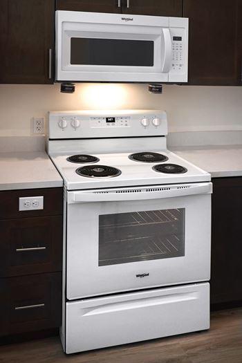 Stove / oven