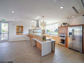 Los Angeles apartment for rent - Clubhouse Kitchen