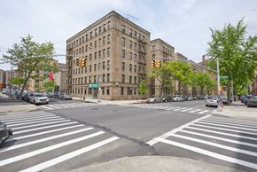 Bronx apartment for rent - 1685 Morris Ave exterior