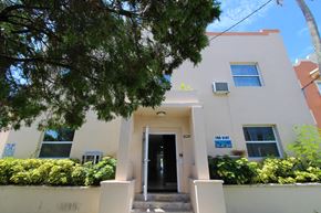 Miami apartment for rent - the building where the hotel is located
