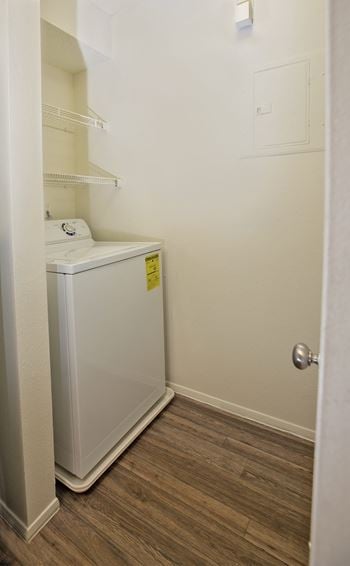 Washer & dryer unit