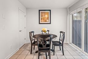 Summerville apartment for rent - Dinning Area
