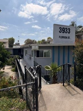 San Diego apartment for rent - A house numbered 3933 Florida St. is shown.