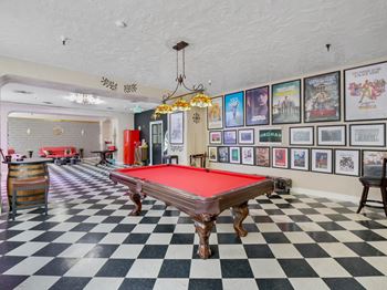 Pool table 