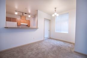 Mountlake Terrace apartment for rent - living