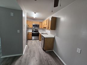 Mechanicsville apartment for rent - laundry