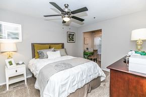 Atlanta apartment for rent - Gorgeous Bedroom at 1401 West Paces, Atlanta, Georgia