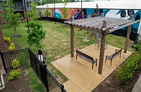 Nashville apartment for rent - a pergola with benches in a park