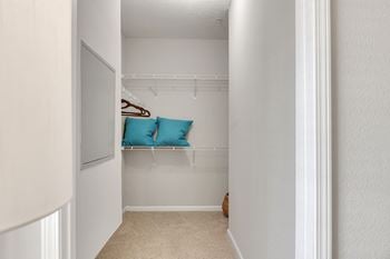 Walk in closet