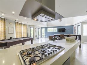 Atlanta apartment for rent - Kitchen Appliances at Glenwood Park Lofts, Atlanta