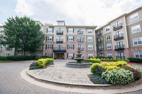 Decatur apartment for rent - Exterior Landscape at The Orleans of Decatur, Decatur, GA, 30033