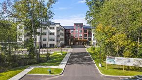 Bloomfield apartment for rent - Main Drive