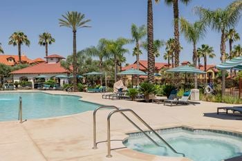3 Hot tubs