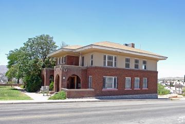 El Paso apartment for rent - an old brick house on the corner of a street