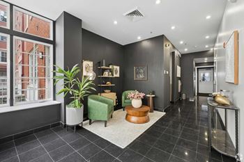 Resident lobby / lounge